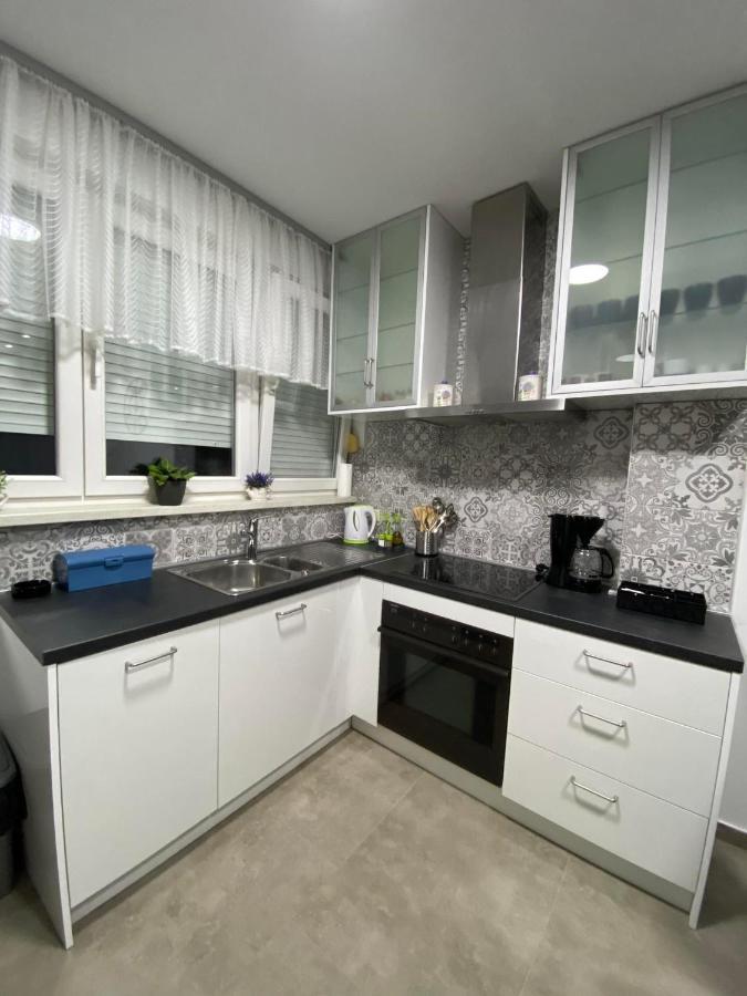 Apartman Nada Apartment Славонски брод Екстериор снимка